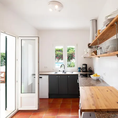 Agua Turquesa Punta Prima (Menorca)